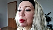 MILF Goddes-slut AimeeParadise: makeup closeup & deep pov blowjob .!. )) Why do adult women paint their lips at all? Well, of course, in order to make the blowjob look spectacular! )))